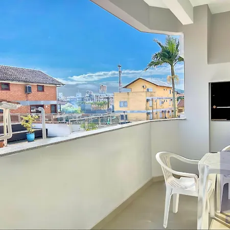 Apartamento Amplo 200M Da Praia Otima Localizacao Florianopolis Exterior photo