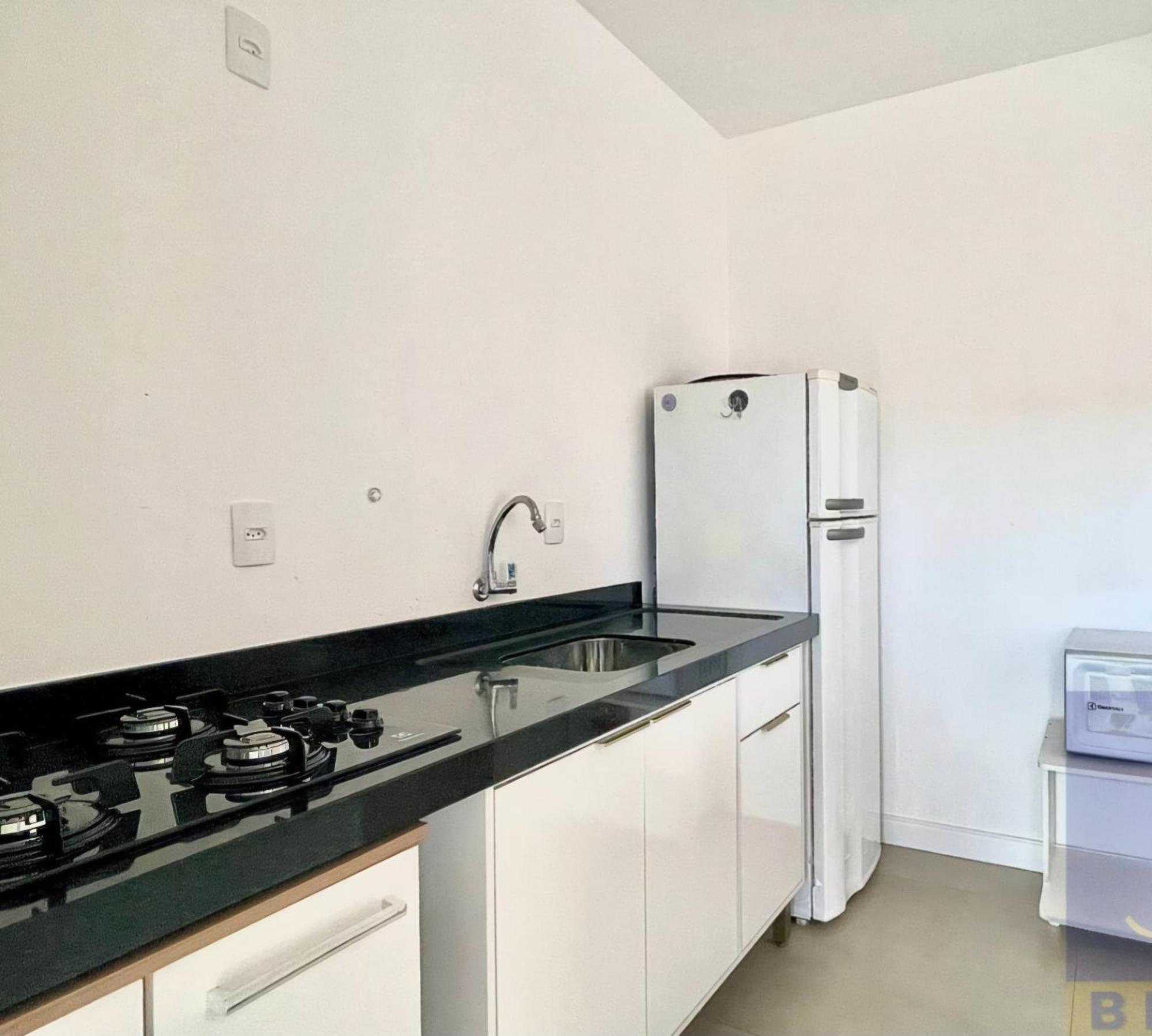 Apartment Amplo 200m Da Otima Localizacao